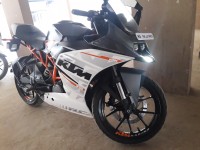 Black&orange KTM RC 390