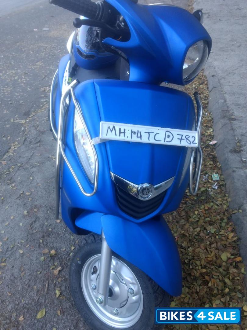 Matt Blue Yamaha Fascino