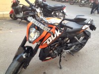 Orange KTM Duke 200