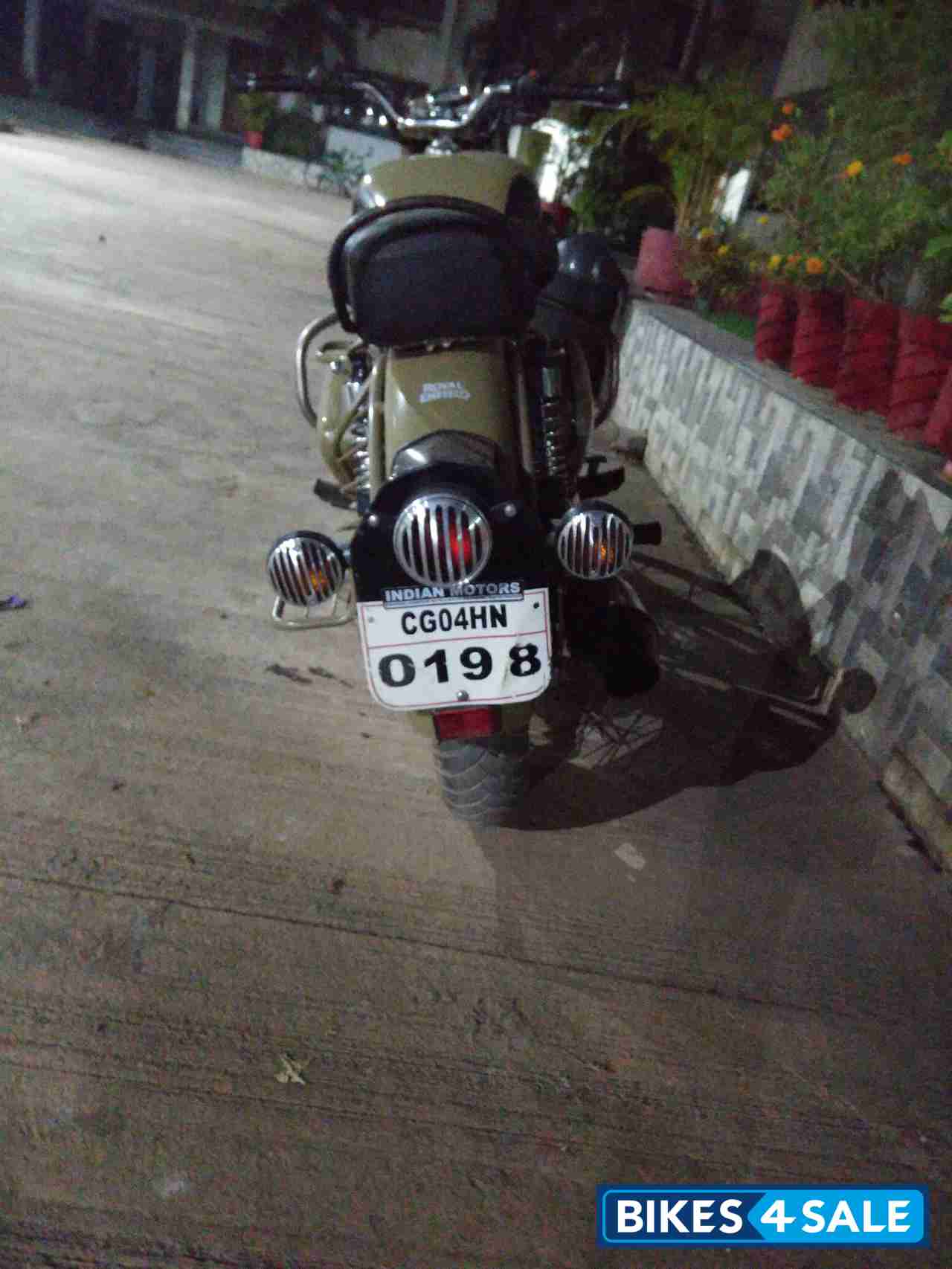 Royal Enfield Classic Desert Storm