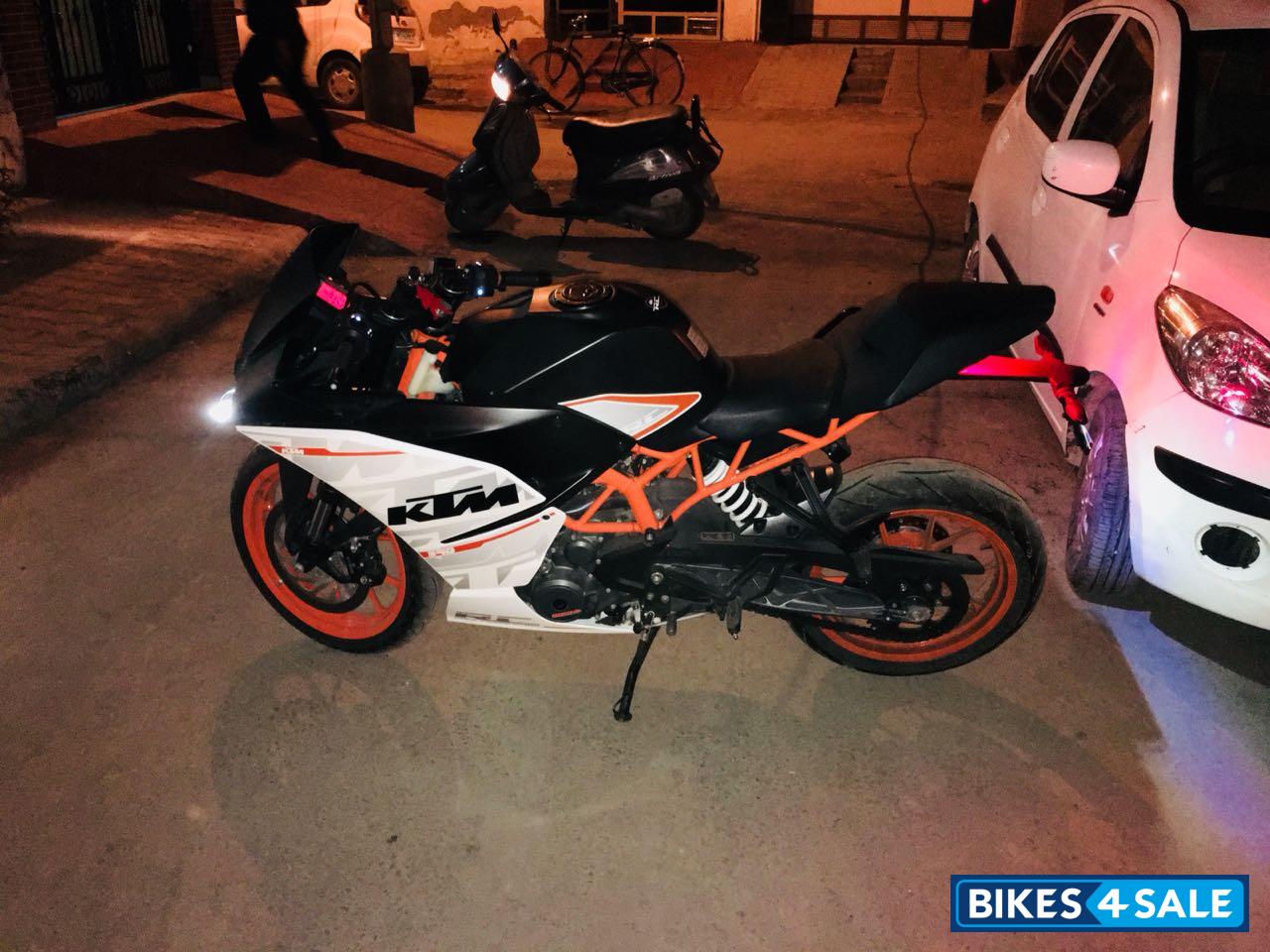 Black And Orange KTM RC 390 Black And Orange KTM RC 390