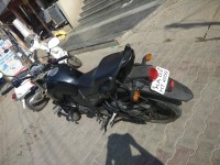 Black Yamaha FZ16