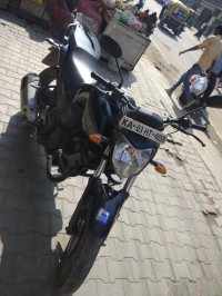 Black Yamaha FZ16