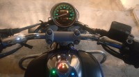 Blue Bajaj Avenger 220 DTS-i