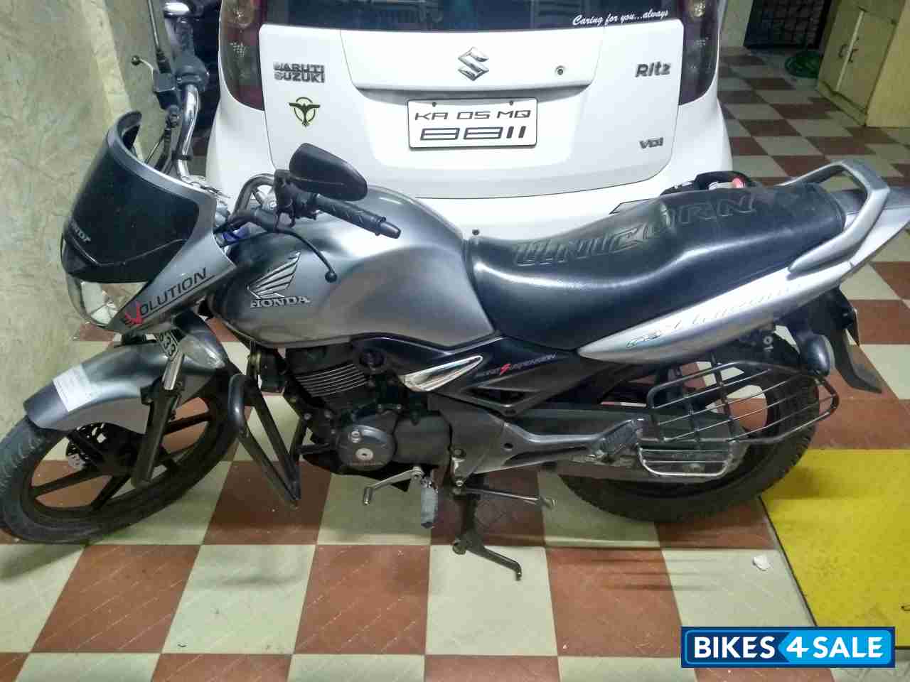 Space Grey Honda CB Unicorn