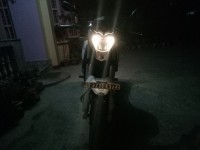 White Benelli TNT 25