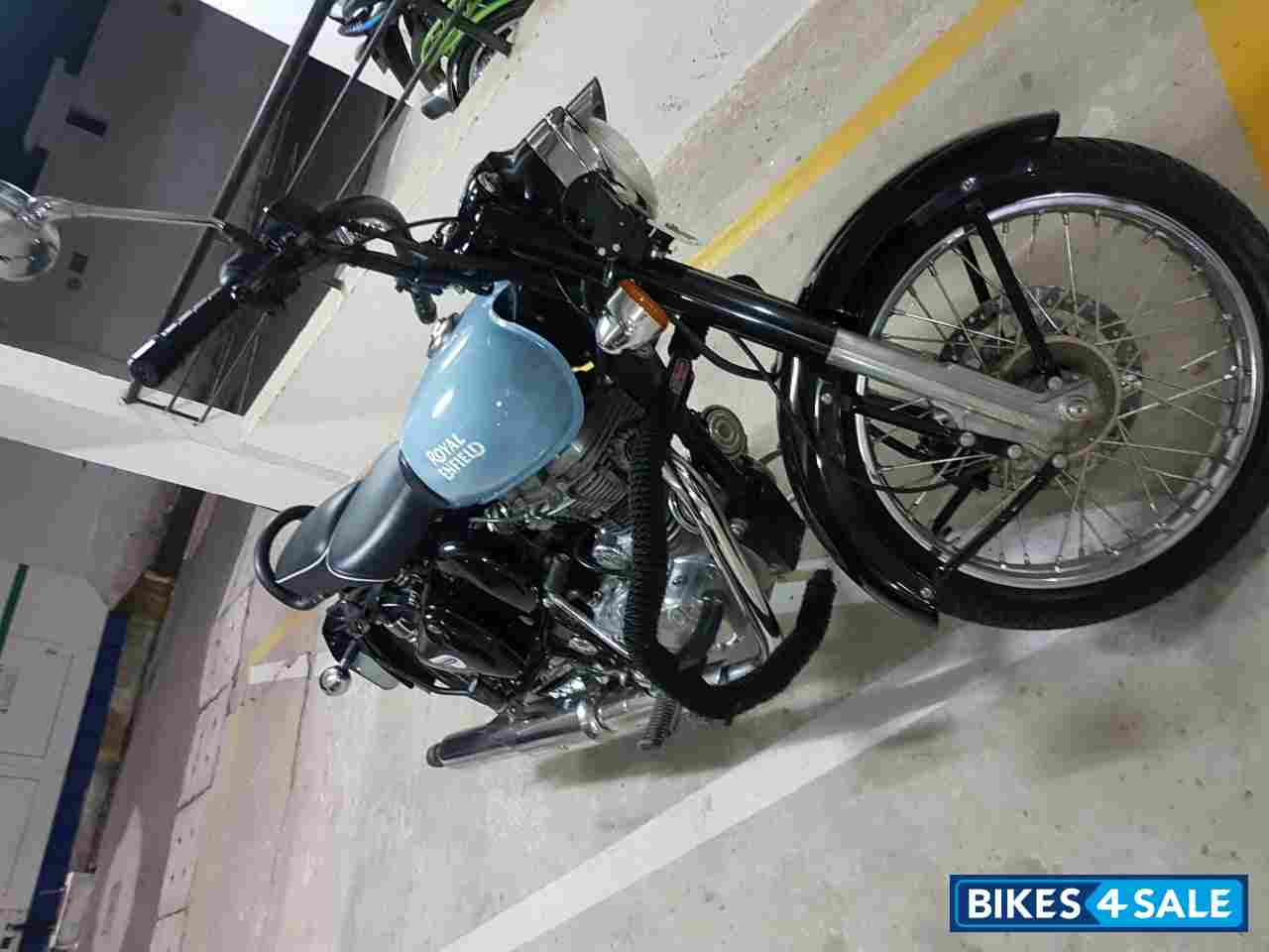 Redittch Blue Royal Enfield Classic 350 Redittch Blue Royal Enfield Classic 350