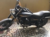 Blue Bajaj Avenger Street 150