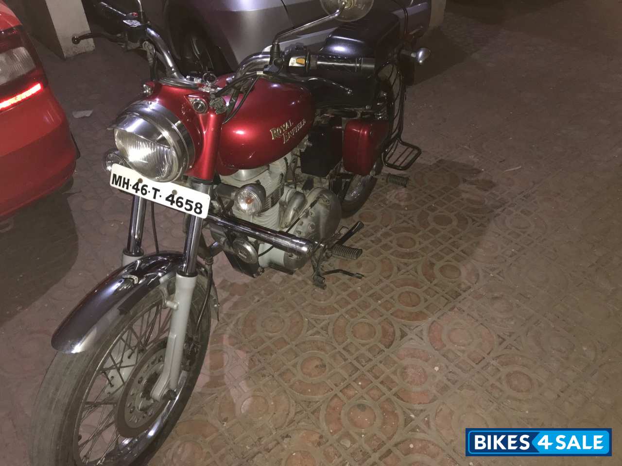 Red Royal Enfield Bullet Electra Twinspark