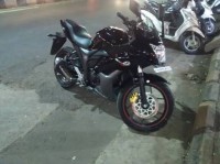Black Suzuki Gixxer SF