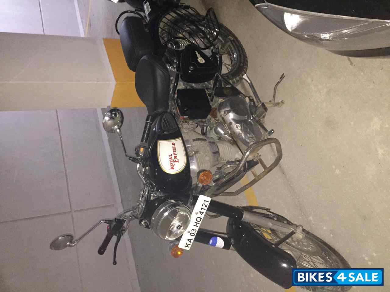 Black Royal Enfield Classic 350