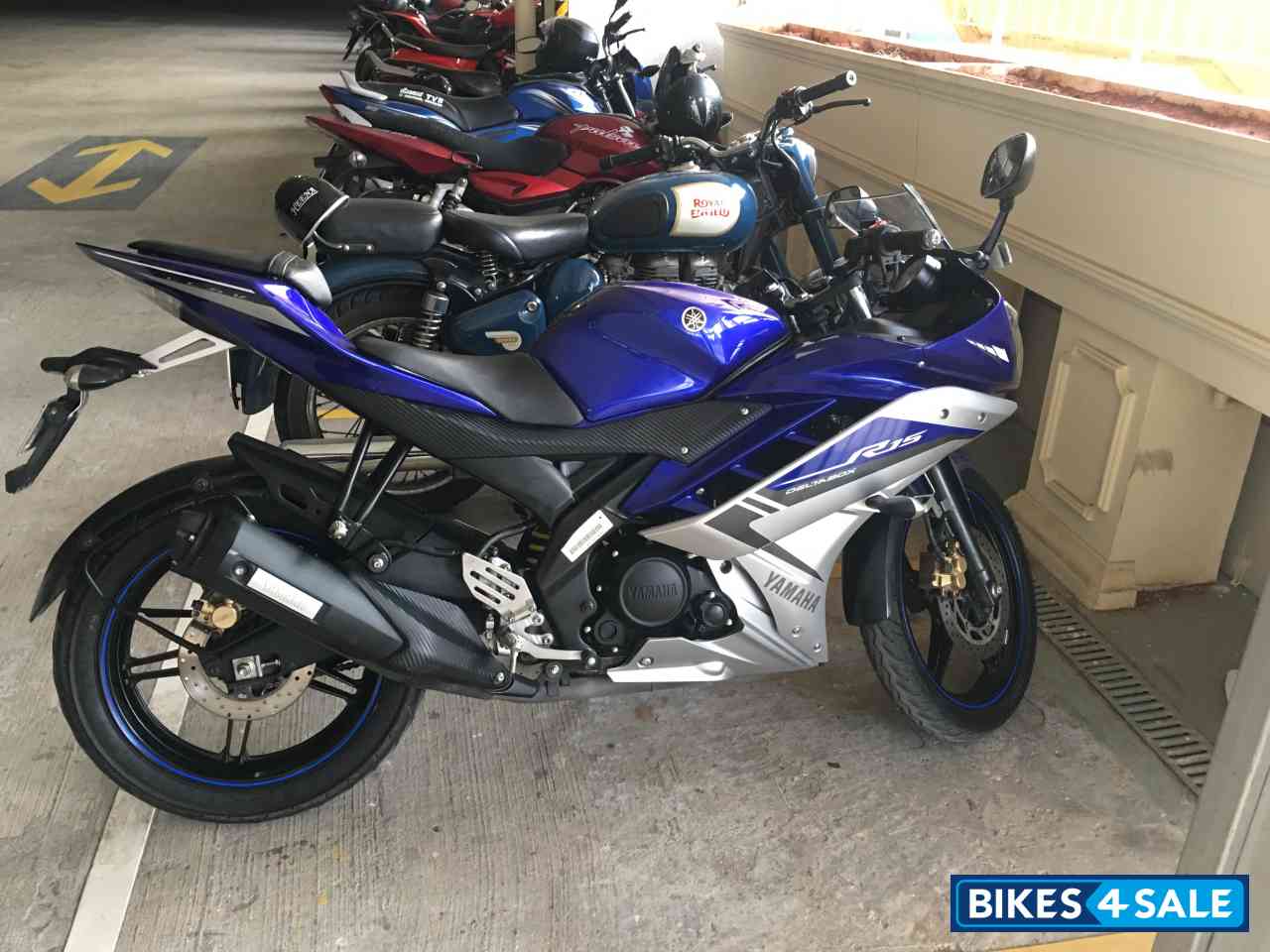 Blue Yamaha YZF R15 V2