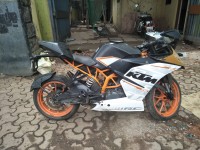 White And Orange KTM RC 390