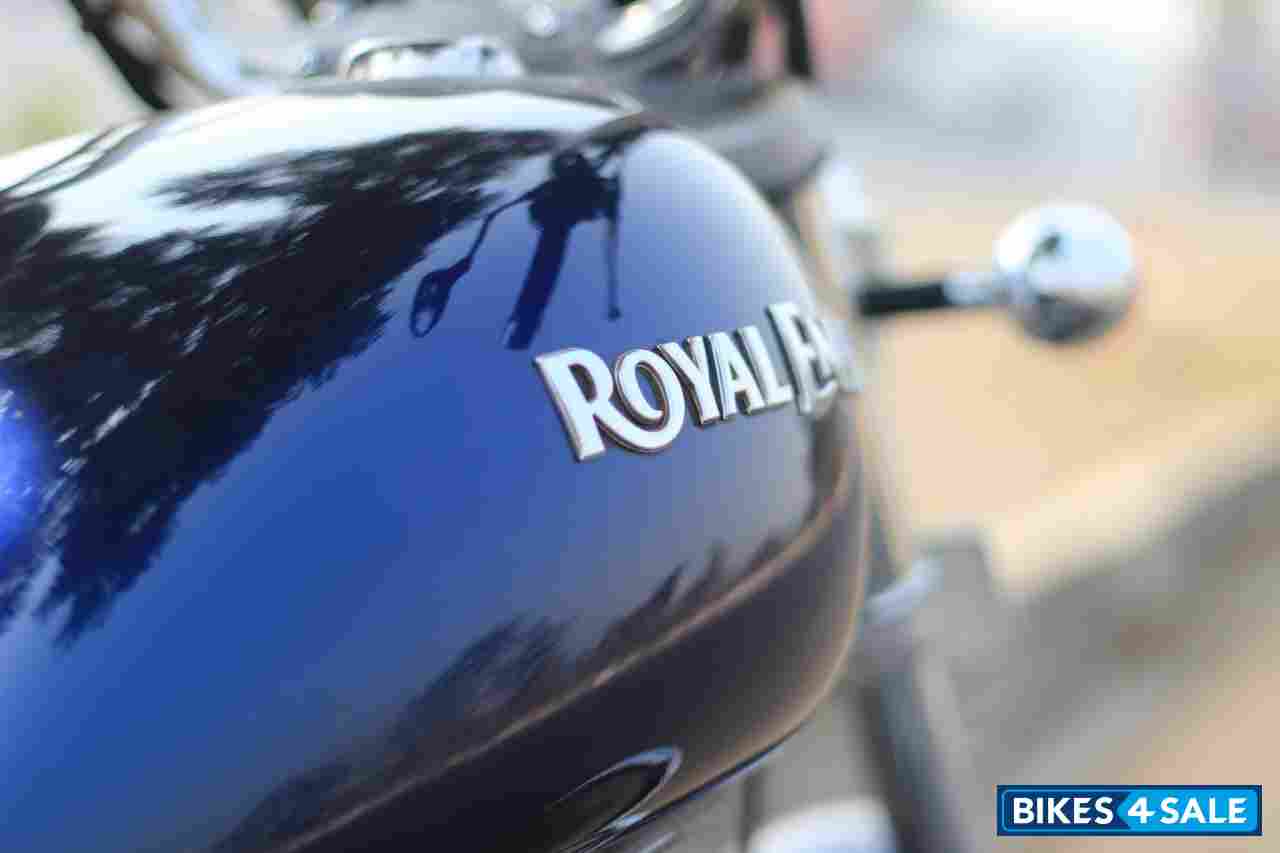 Blue Royal Enfield Thunderbird 350