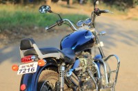 Blue Royal Enfield Thunderbird 350