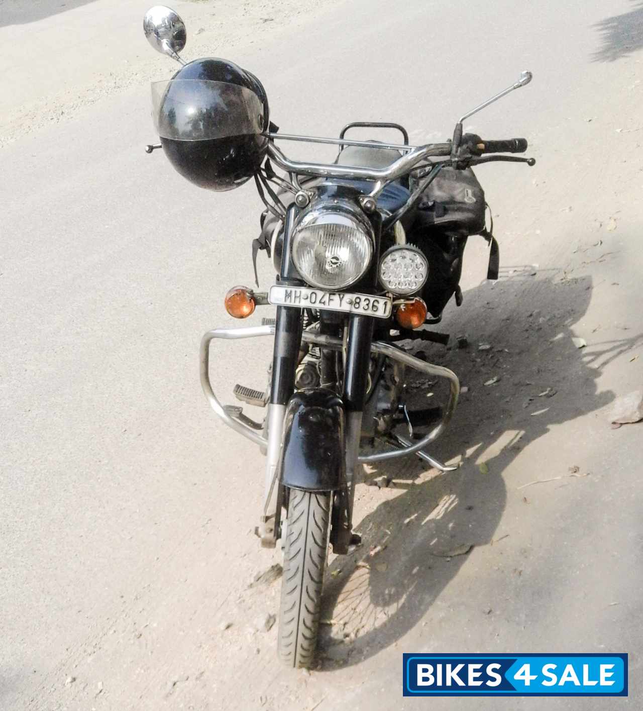 Black Royal Enfield Classic 350