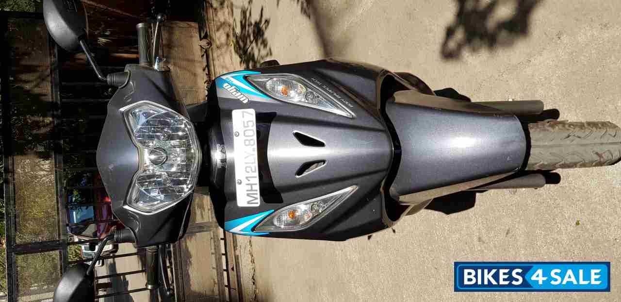 Grey TVS Wego