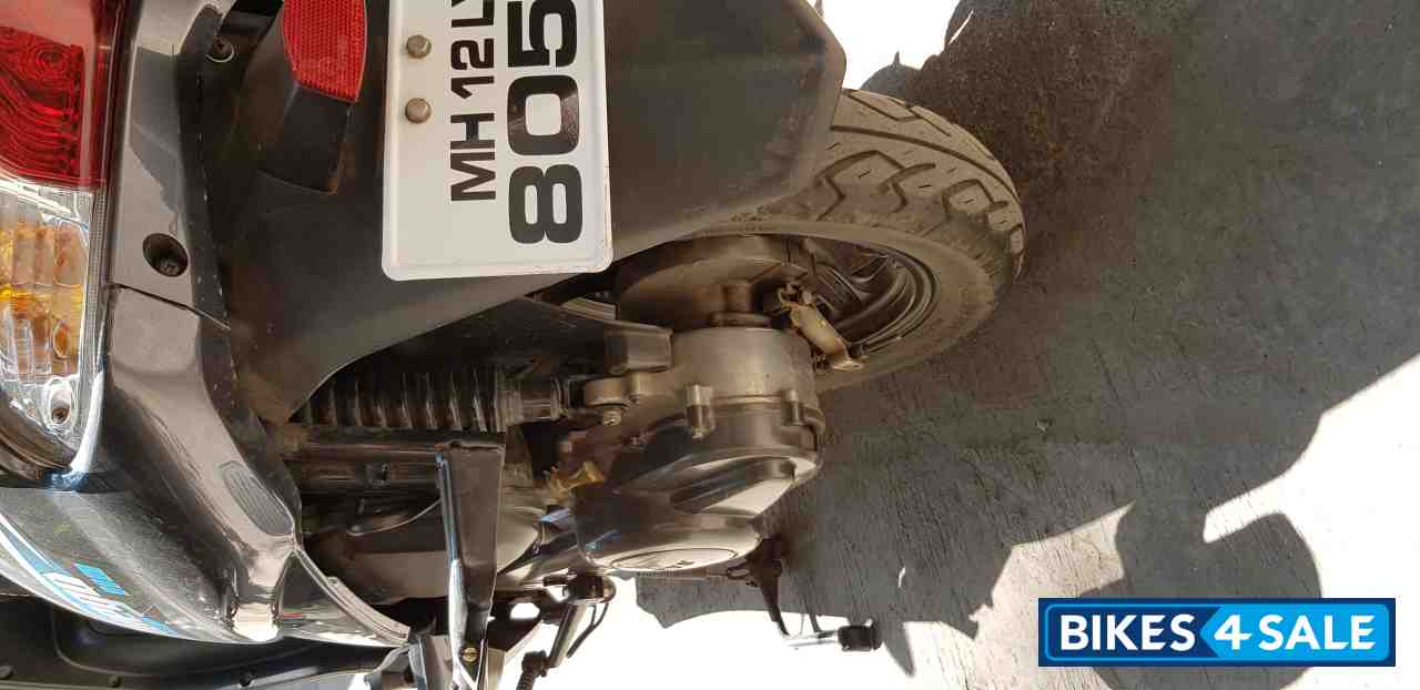 Grey TVS Wego
