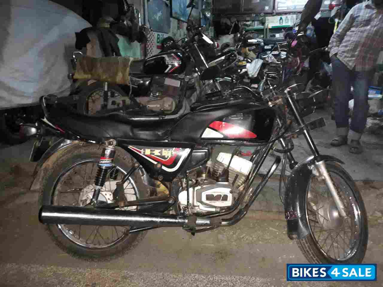Black Bajaj KB 125 Black Bajaj KB 125