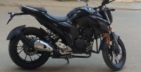 Midnight Black Yamaha FZ25