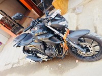 Midnight Black Yamaha FZ25