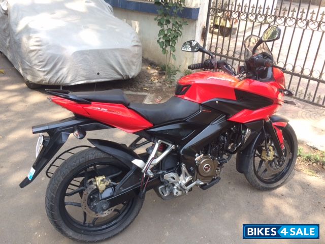 Red Bajaj Pulsar AS 200