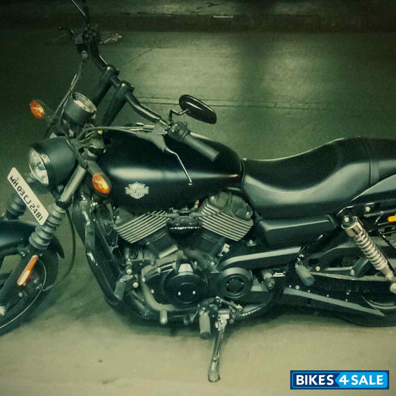 Matt Black Harley Davidson Street 750