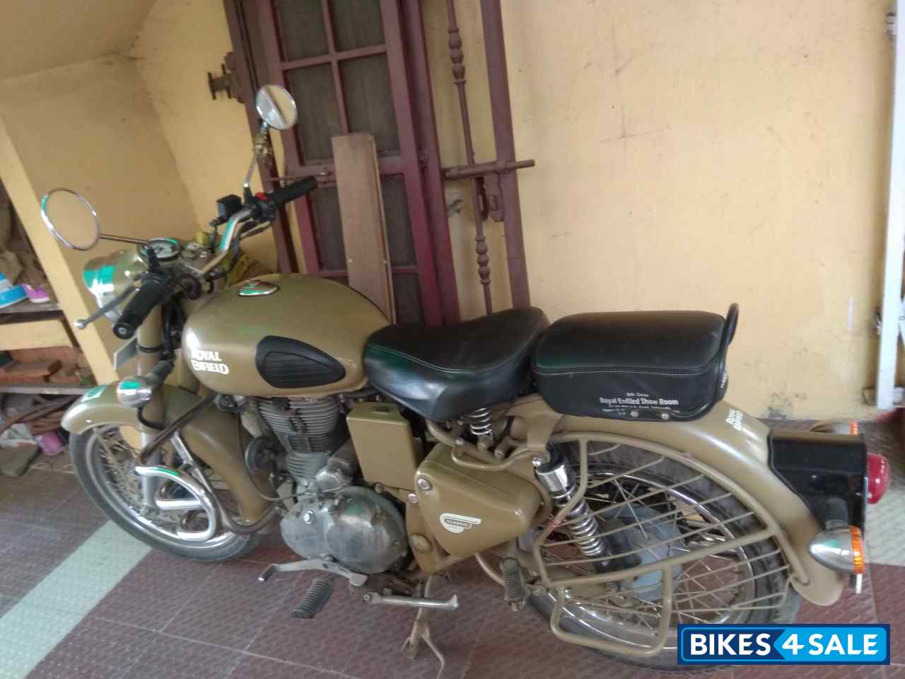 Desert Storm Royal Enfield Classic Desert Storm