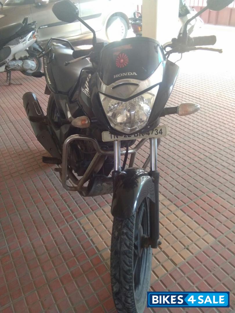 Black Honda CB Unicorn