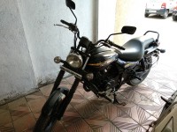 Blue Bajaj Avenger Street 150