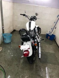Customised White Harley Davidson Superlow
