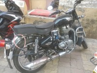 Black Royal Enfield Bullet Electra Twinspark