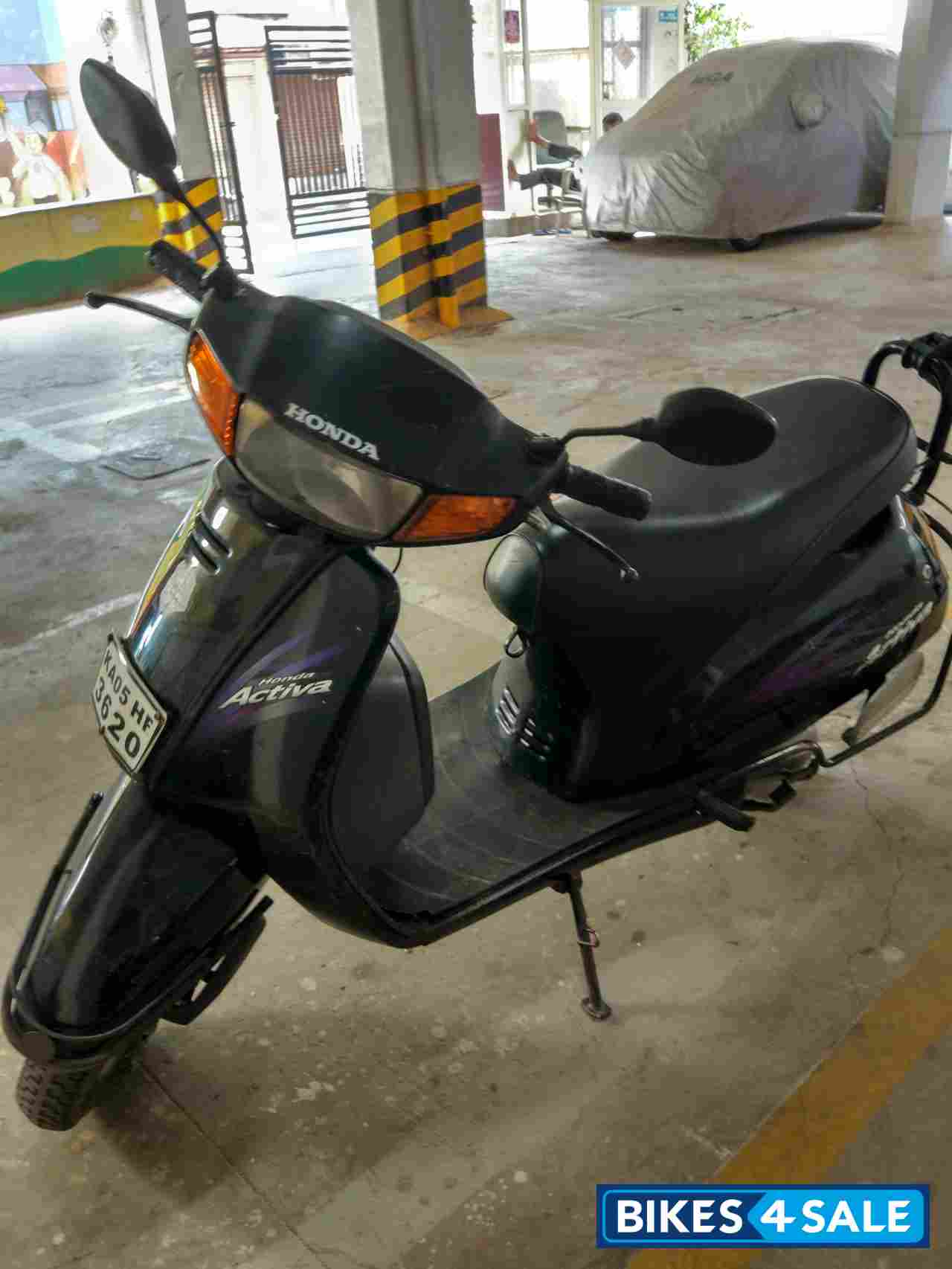 Black Honda Activa Black Honda Activa