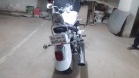 White Hyosung Aquila GV250