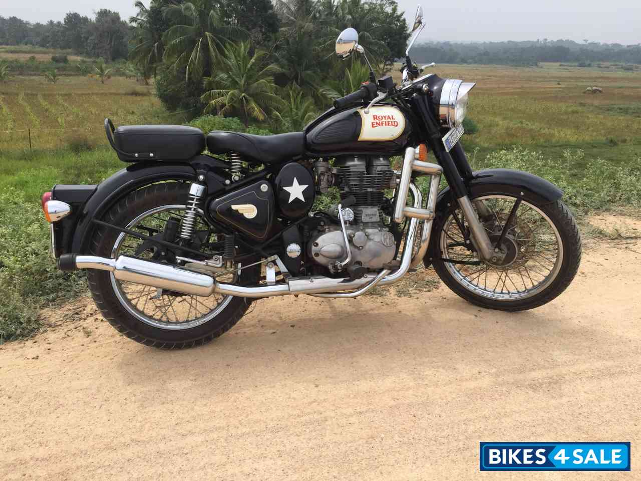 Black Royal Enfield Classic 350