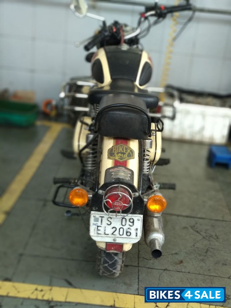 Tan Royal Enfield Classic 500