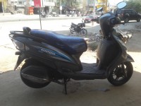 Grey TVS Wego