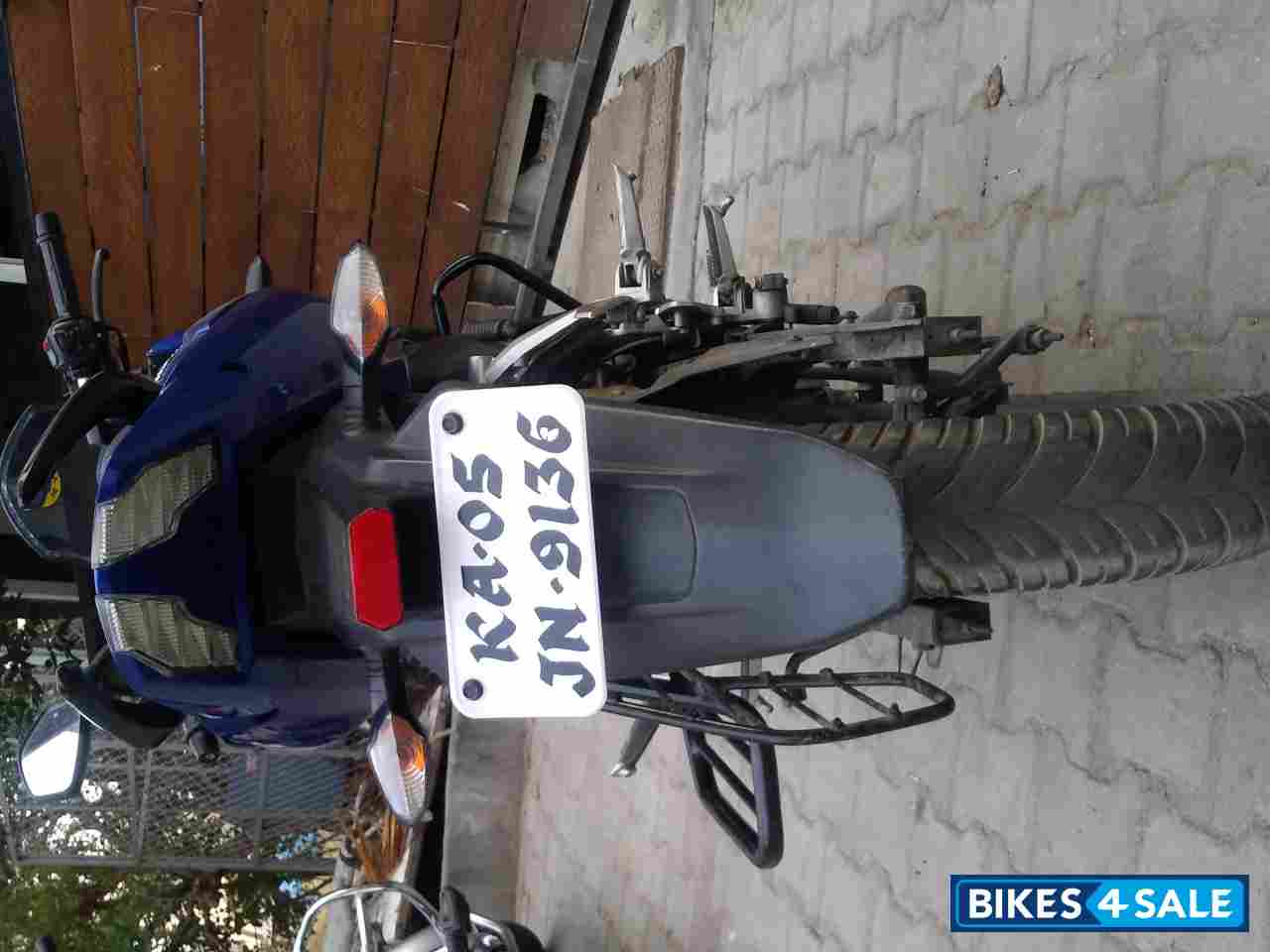 Glacier Blue Bajaj Pulsar AS 150 Glacier Blue Bajaj Pulsar AS 150