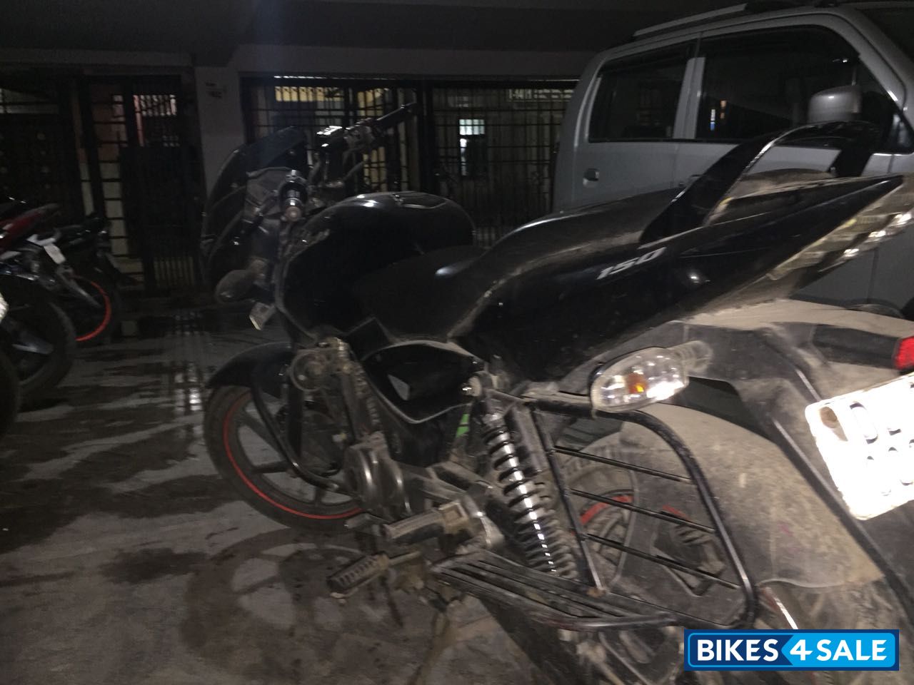 Black Bajaj Pulsar 150 DTSi