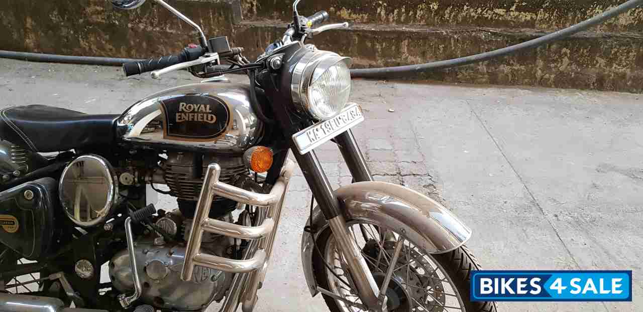 Black Royal Enfield Classic Chrome