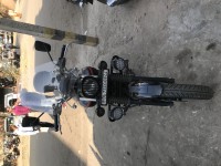 Black Bajaj Avenger Street 220