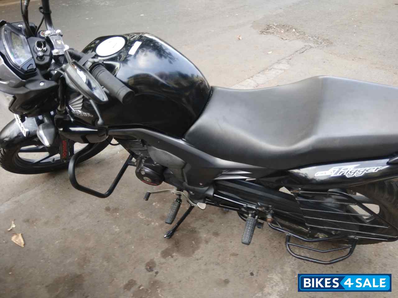 Black Honda CB Trigger