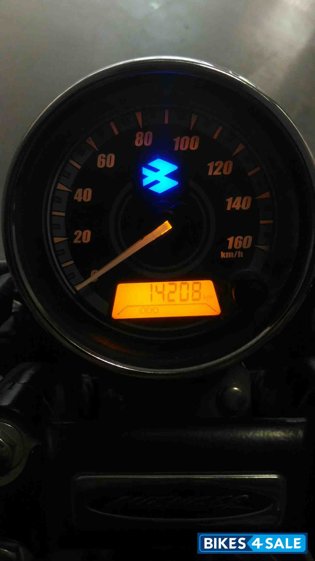 Black Bajaj Avenger Street 220