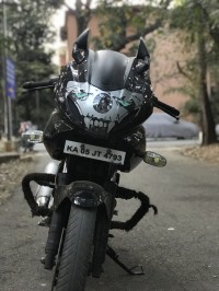 Bajaj Pulsar 220F 2016 Model