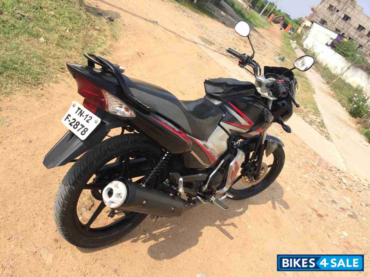 Black & Red Yamaha SS125