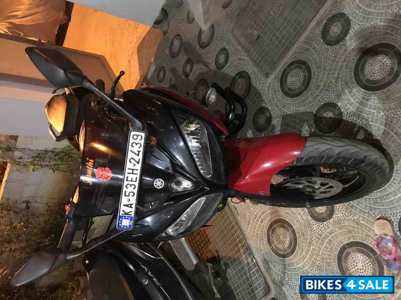 Black Yamaha Fazer FI V2