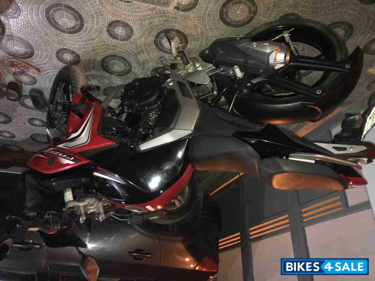 Black Yamaha Fazer FI V2