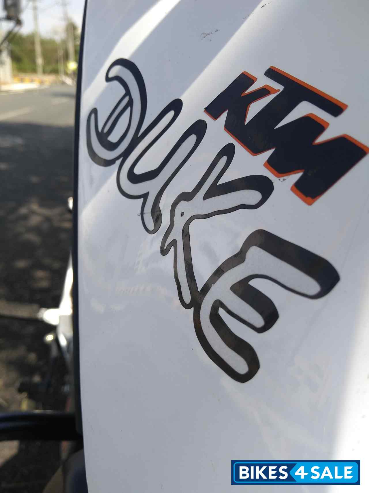 White KTM Duke 200
