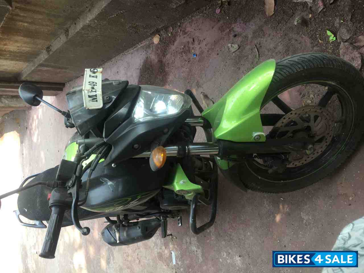 Green Black Yamaha FZ-S