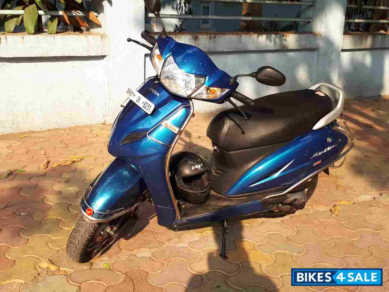 Blue Honda Activa 3G